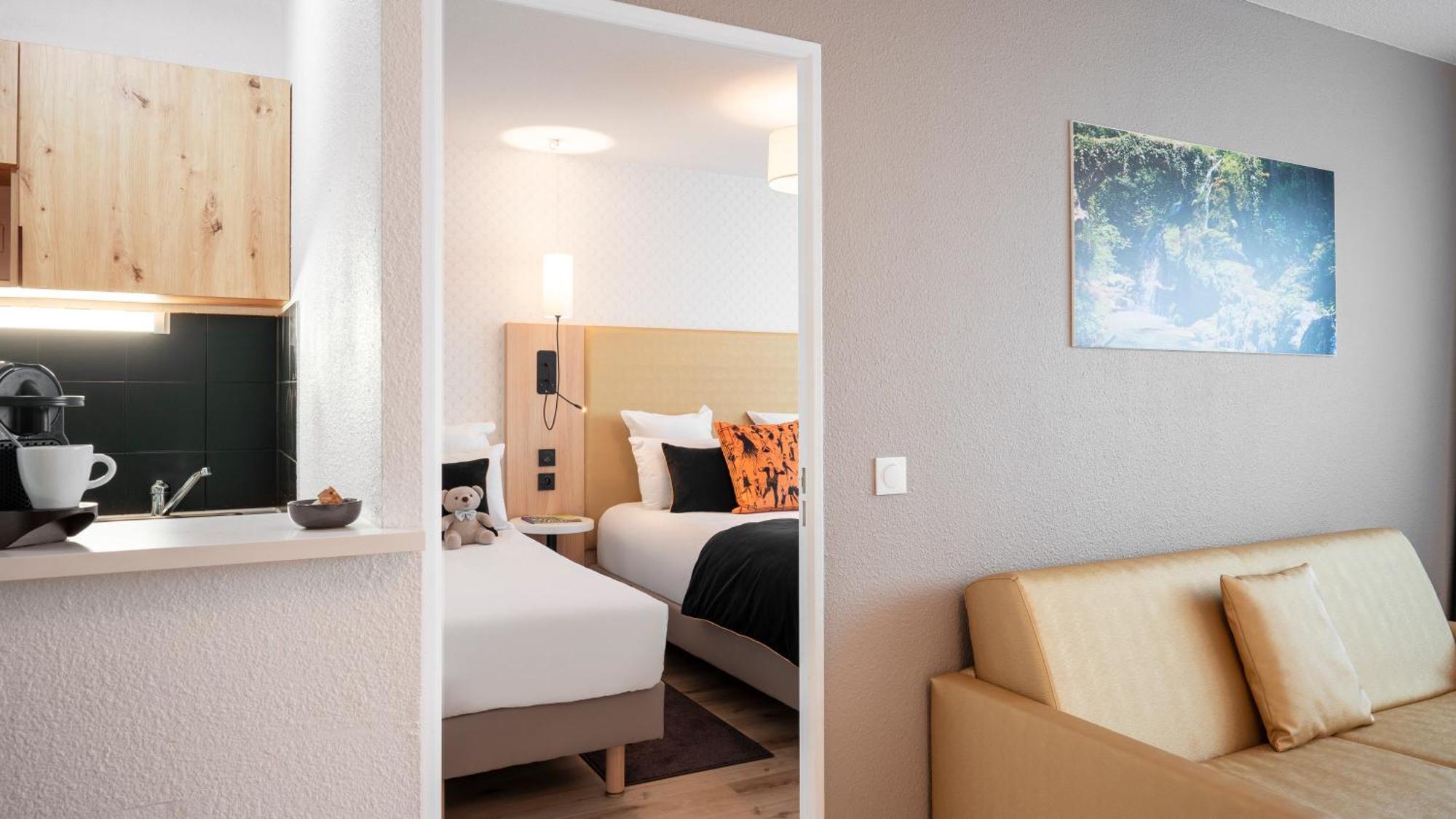 Sejours & Affaires Serris Rive Gauche Aparthotel