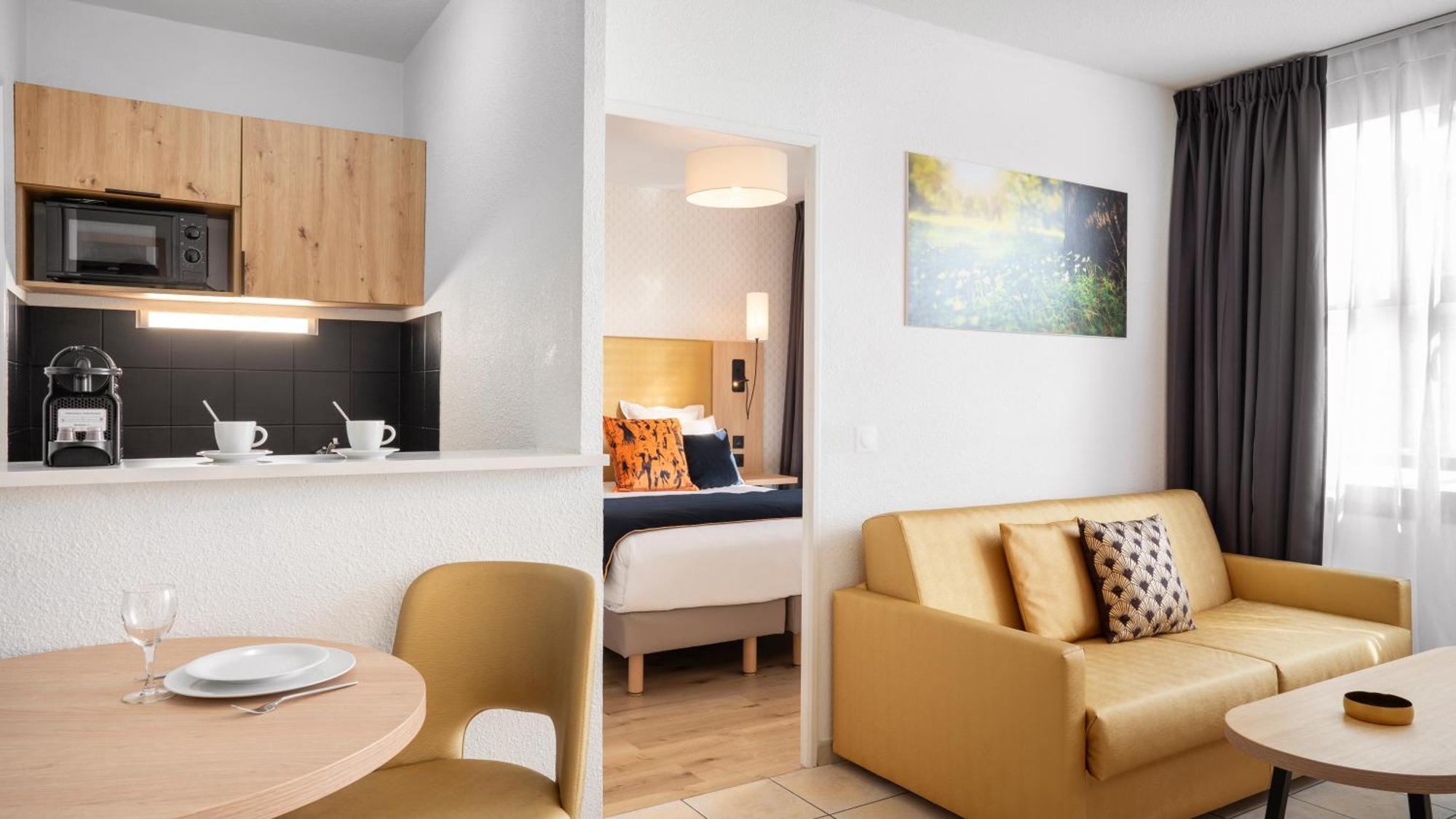 Sejours & Affaires Serris Rive Gauche 3*